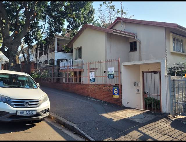 1.5 BEDROOM FLAT TO LET IN MORNINGSIDE
